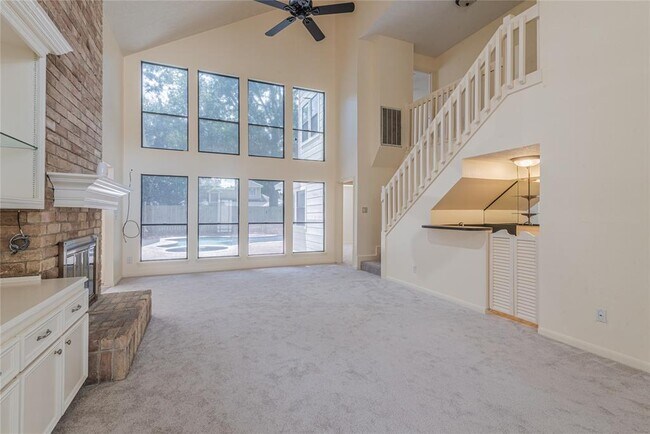 Building Photo - 6623 Sutter Park Ln