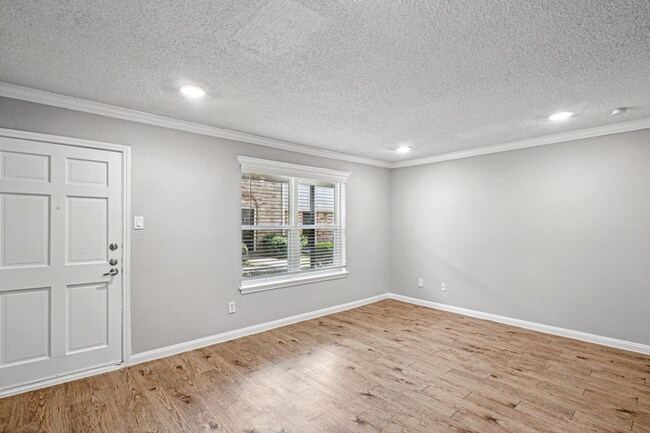 Foto del edificio - $599 first month's rent!