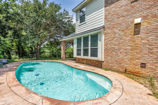 Foto del edificio - 5307 Riverstone Crossing Dr
