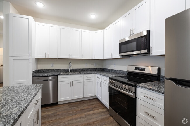 Interior Photo - Washington Terrace
