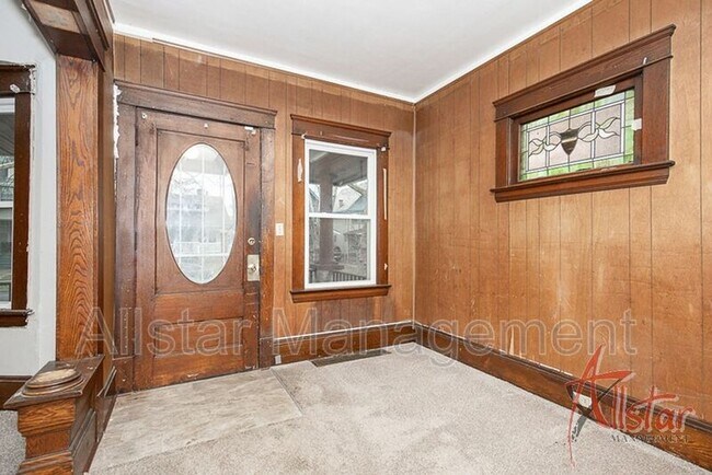 Foto del edificio - 2045 W 89th St