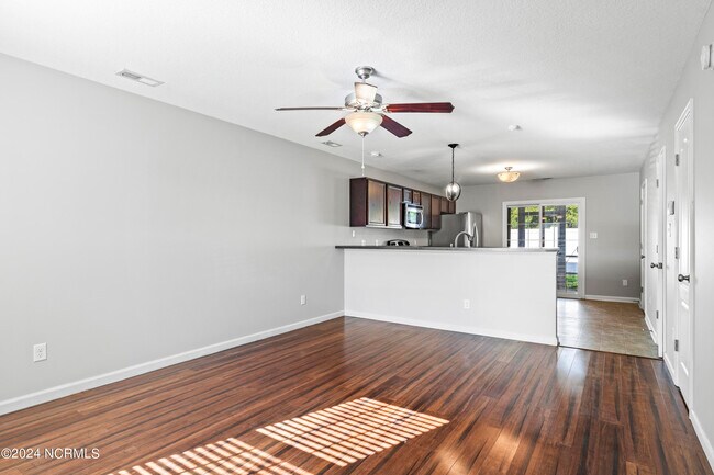 Building Photo - 161 Glen Cannon Drive
