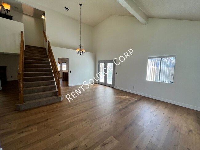 Foto del edificio - 4 Bedroom Two Story Home for Rent in West ...