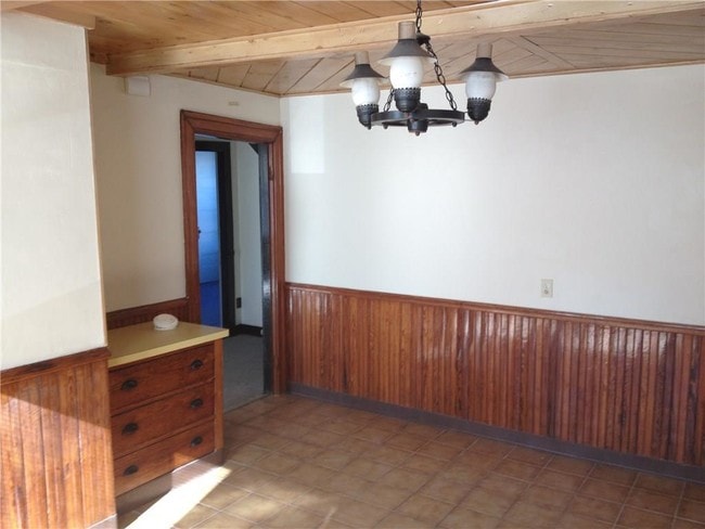 Building Photo - 51 Summer St