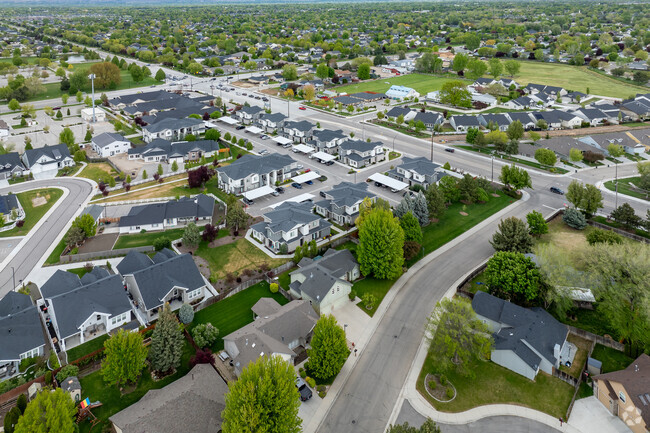 Aerial Context - Maddyn Village