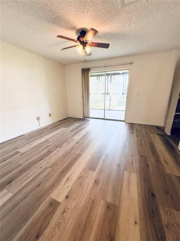 Foto del edificio - 2452 Enterprise Rd
