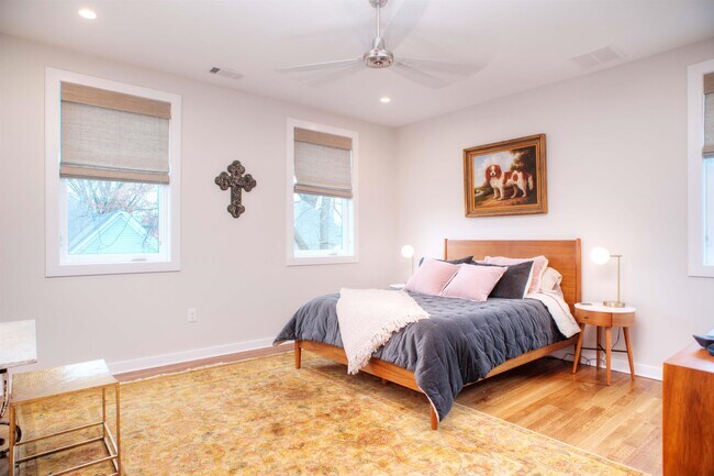 Foto del edificio - 2121 Jefferson Ave