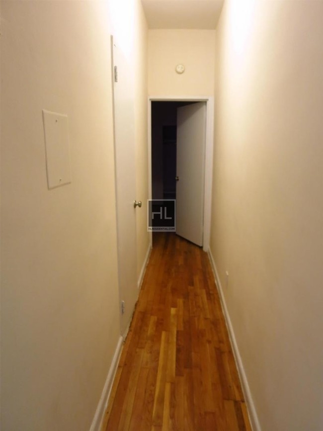 Foto del edificio - 207-211 E 89th St