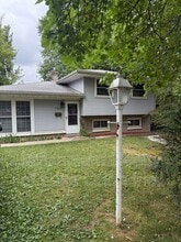 Building Photo - 725 4th Ave