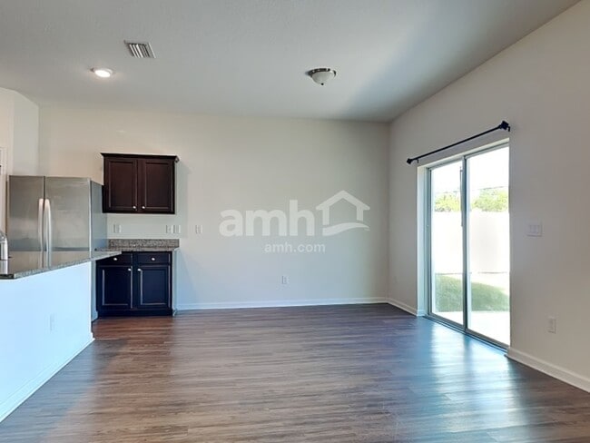 Building Photo - 8718 Layalie Way