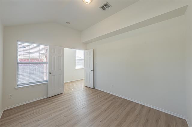 Foto del edificio - 3929 Winter Springs Dr