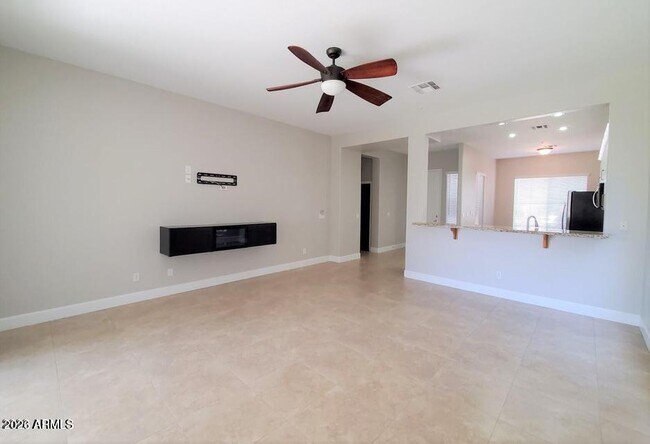 Foto del edificio - 7729 E Tailspin Ln