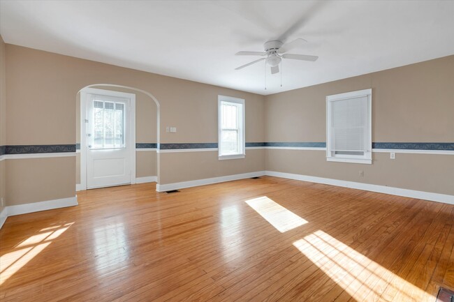 Living Room - 212 Templin Ave