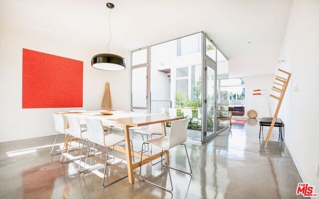 Foto del edificio - 1121 Abbot Kinney Blvd