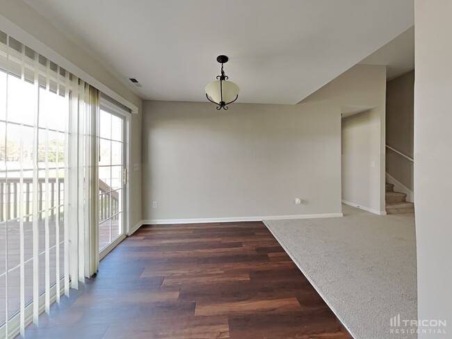 Building Photo - 2939 Hearthside Dr