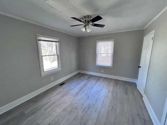 Foto del edificio - Move-in Ready!