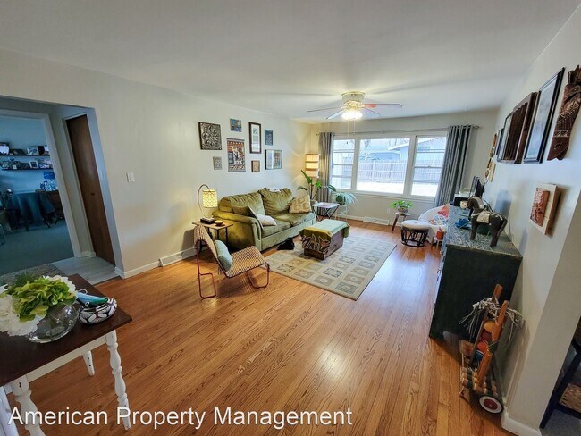 Building Photo - 4 br, 2 bath House - 2456 Hobbs Dr