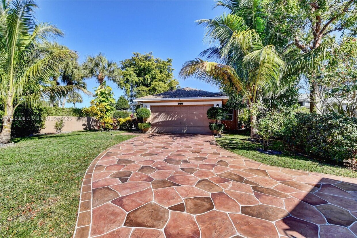 23200 Sedawie Dr, Boca Raton, FL 33433 House for Rent in Boca Raton, FL