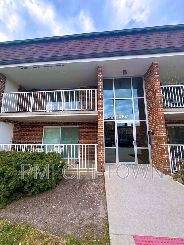 Primary Photo - 1107 Mercury Dr