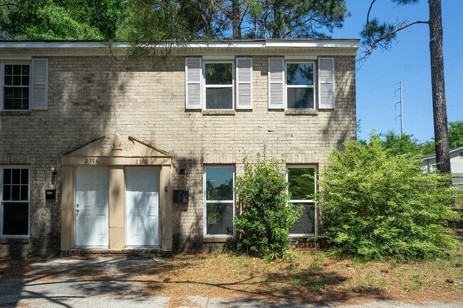 Foto del edificio - 2398 Winston Way