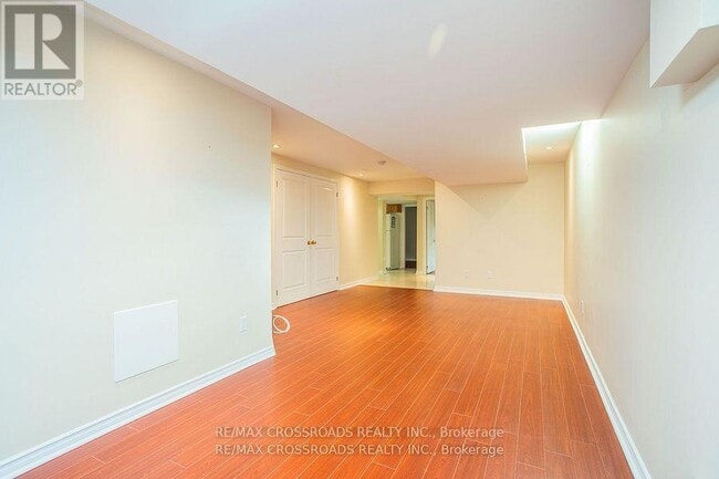 Building Photo - 23 River Heights Dr