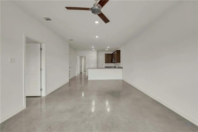 Foto del edificio - 1125 Lindsey Dr