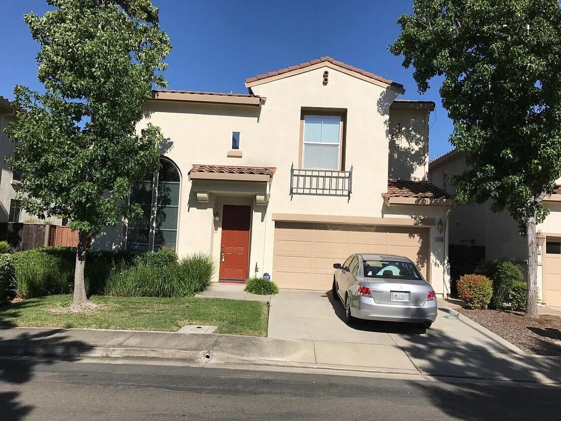 Photo - 4195 Preciado Dr (Dublin, CA)