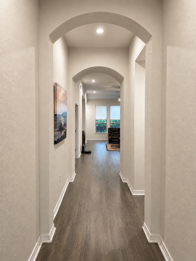 Photo - 201 Brookside St (Hutto, TX) House