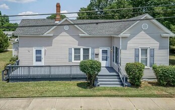 Building Photo - 108-108 W Garner Rd