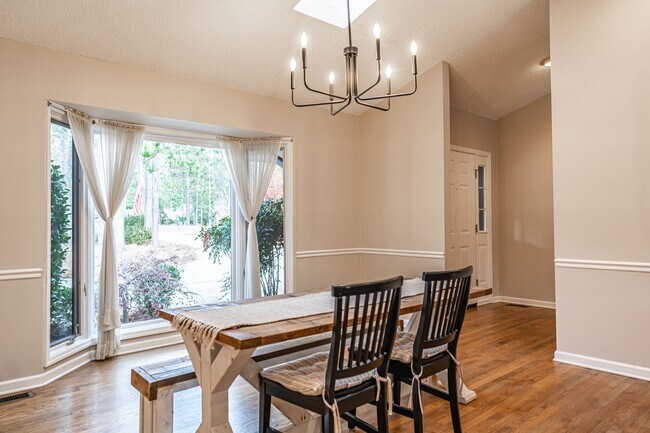 Foto del edificio - 11 Greenville Ln