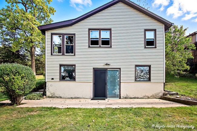 Building Photo - 38390 N Munn Rd