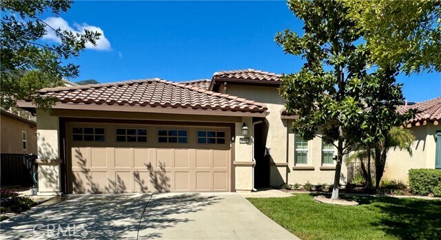 Foto del edificio - 24465 Lupine Ln