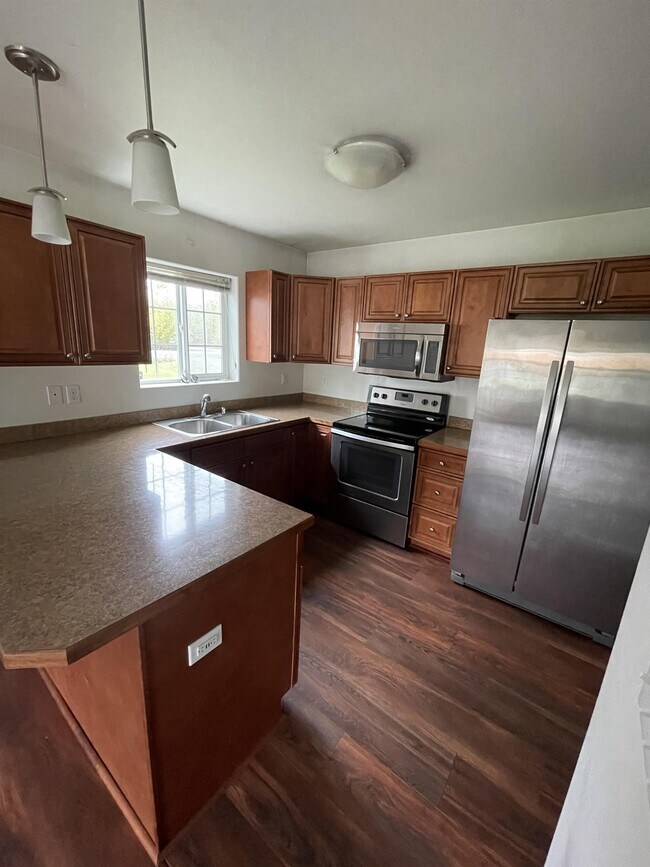 Foto del edificio - 3764 S Lansing Rd