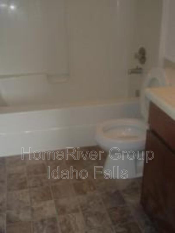 Foto del edificio - 2486 1st St