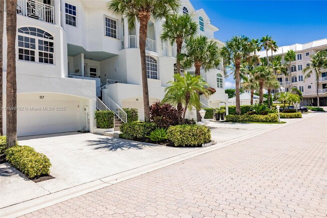 Building Photo - 117 Ocean Key Way