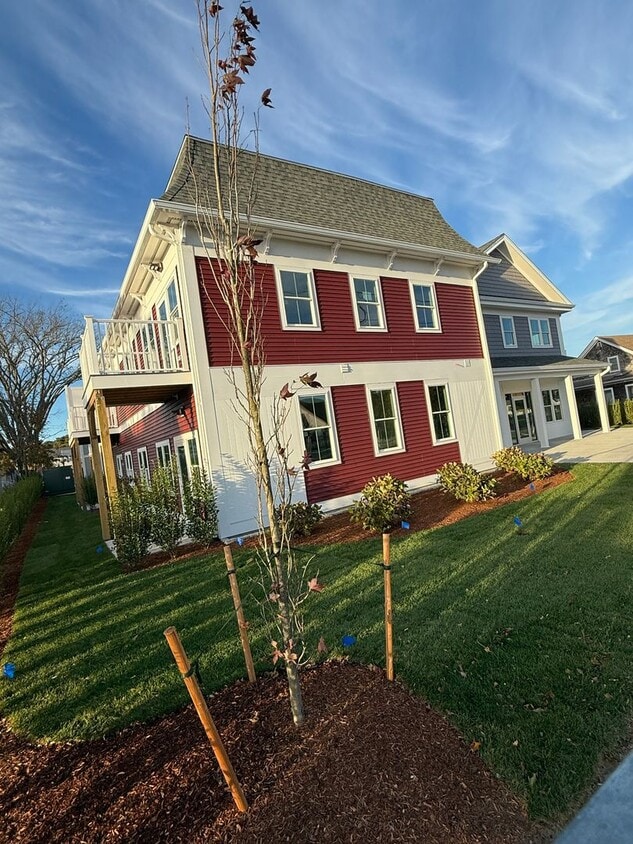Building Photo - Joseph Baker House