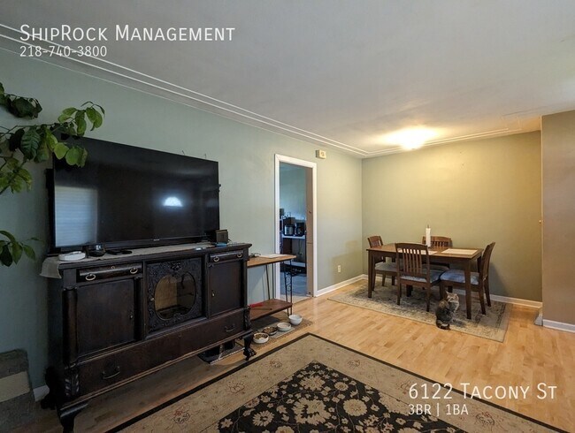 Foto del edificio - 6122 Tacony St