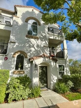 Building Photo - 3144 Via Puerta