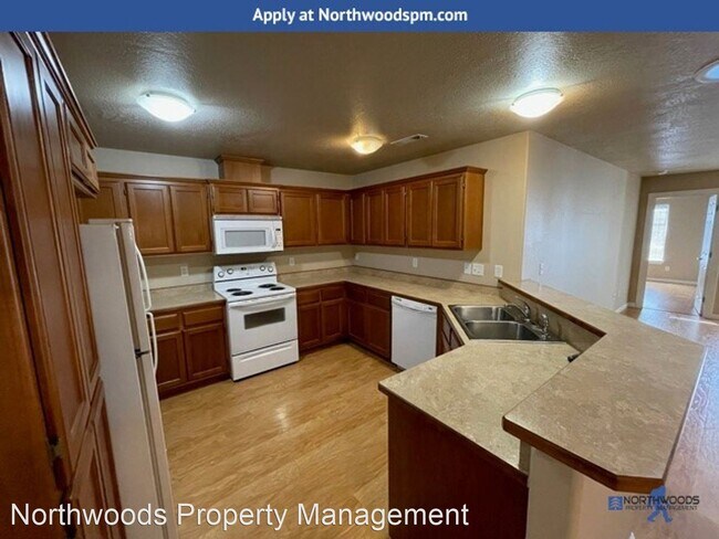 Foto del edificio - 2 br, 2 bath House - 318 Cheney Loop