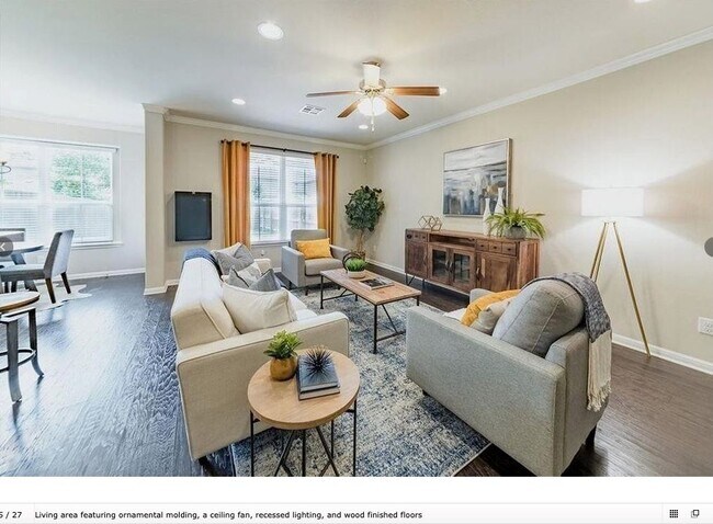 Foto del edificio - 13400 Briarwick Dr