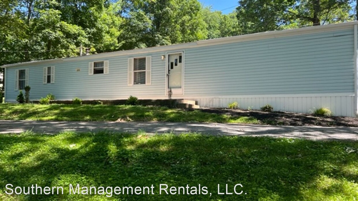 Primary Photo - 3 br, 1 bath House - 1448 Main St Extended