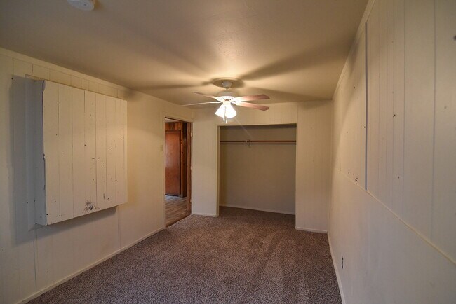 Foto del edificio - Half Off First Full Month's Rent! Rear Home Nestled In Texas Tech and Downtown Metro Area