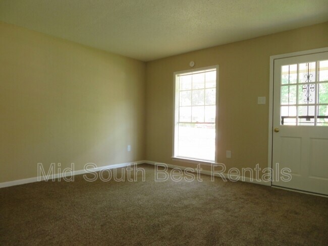 Foto del edificio - 3337 William Tell Dr