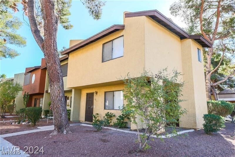 Foto principal - 200 Bel Port Dr