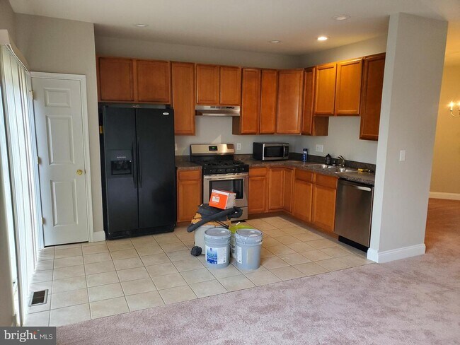 Foto del edificio - 46 Prince Dr