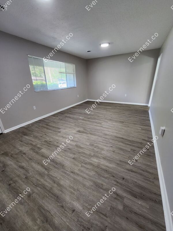 Building Photo - 3012 Marwood Dr