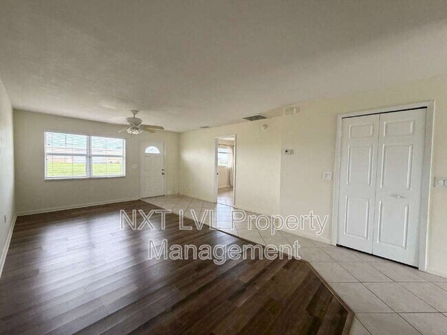 Foto del edificio - 1005 NE 8th Terrace
