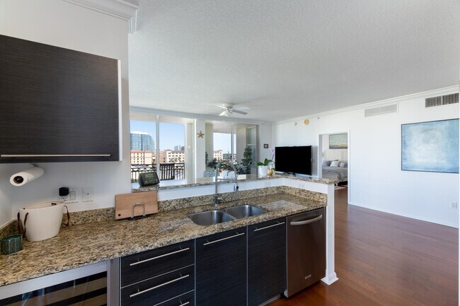 Foto del edificio - 550 Okeechobee Blvd