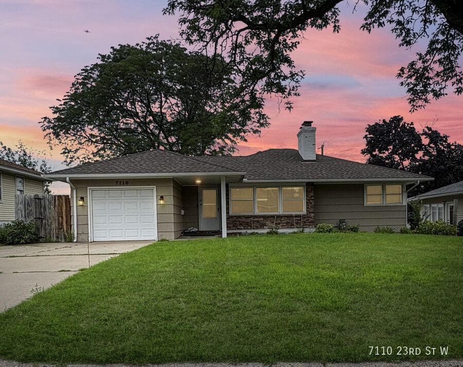 Foto principal - 7110 W 23rd St