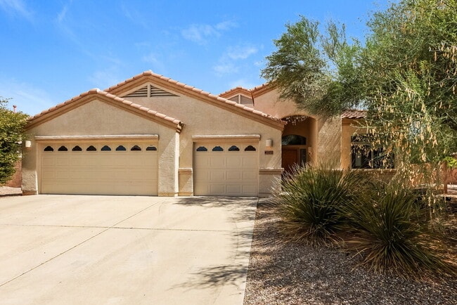 Building Photo - 6498 W Castle Pines Way